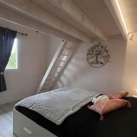 Holiday home 4/6 Personnes La Melodie Du Bonheur *
